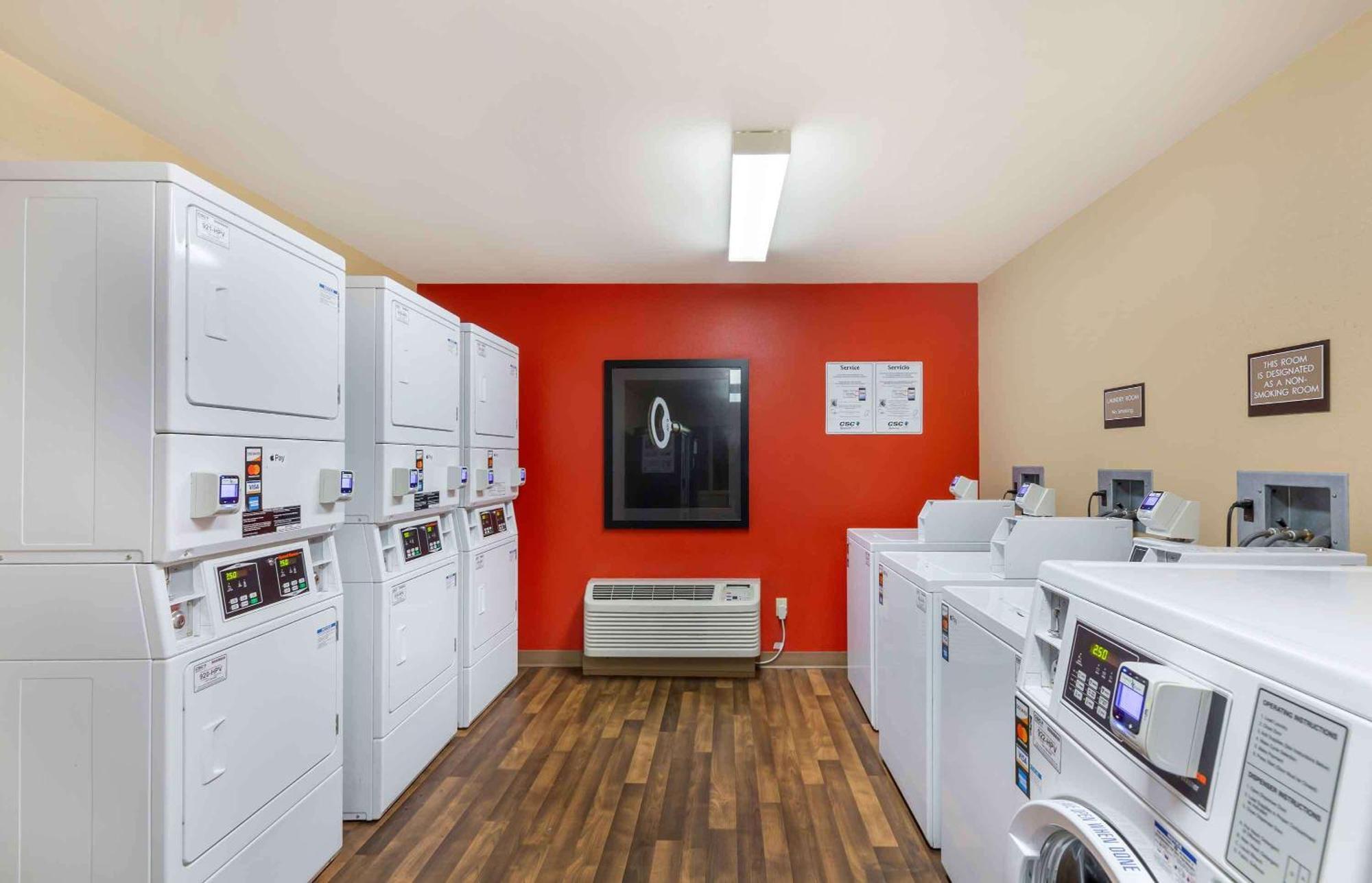 Extended Stay America Suites - Cleveland - Brooklyn Eksteriør bilde